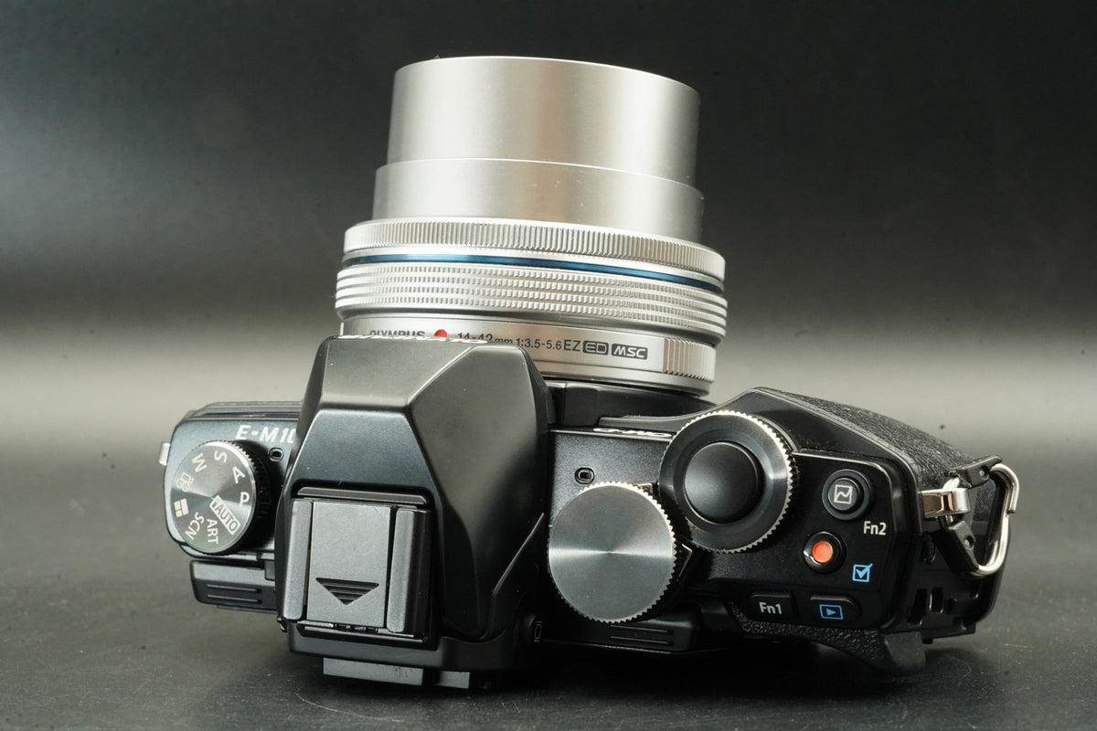Olympus OM-D E-M10 Mirrorless Camera + 14-42mm PZ Lens -9670 cuts- #12077