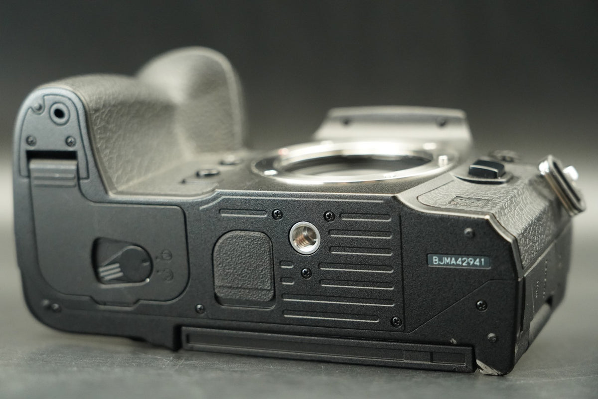 OLYMPUS OM System OM-1 20.4MP Mirrorless Camera -739 cuts- #12216