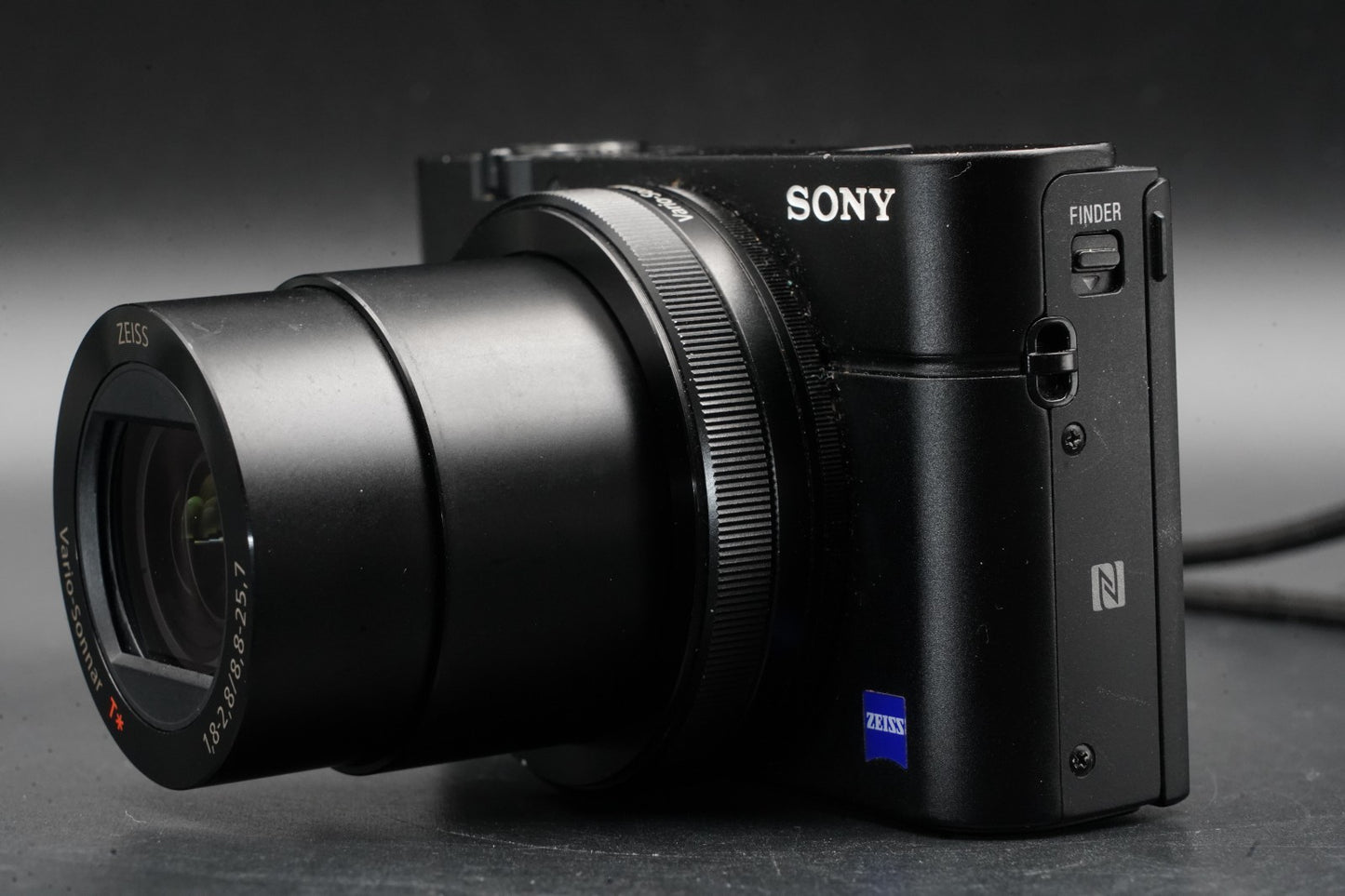 Sony Cyber-shot DSC-RX100M3 III Point Shoot Digital Camera US Duty Paid 11383