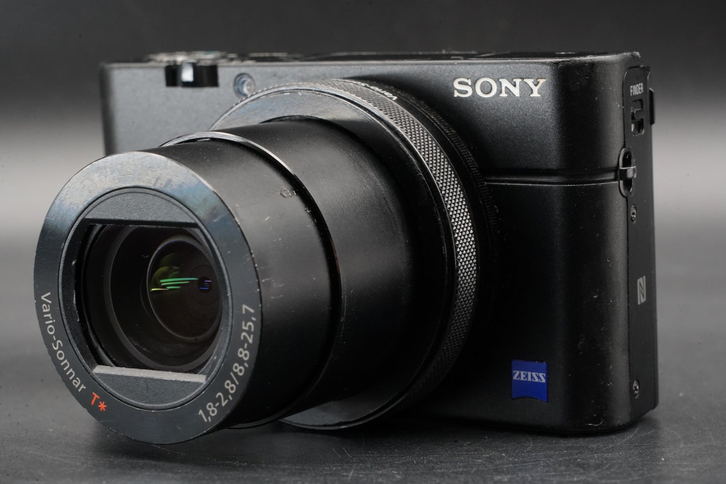 Sony RX100IV M4 DSC-RX100IV Digital Camera 35 Languages US DUTY PAID 11292