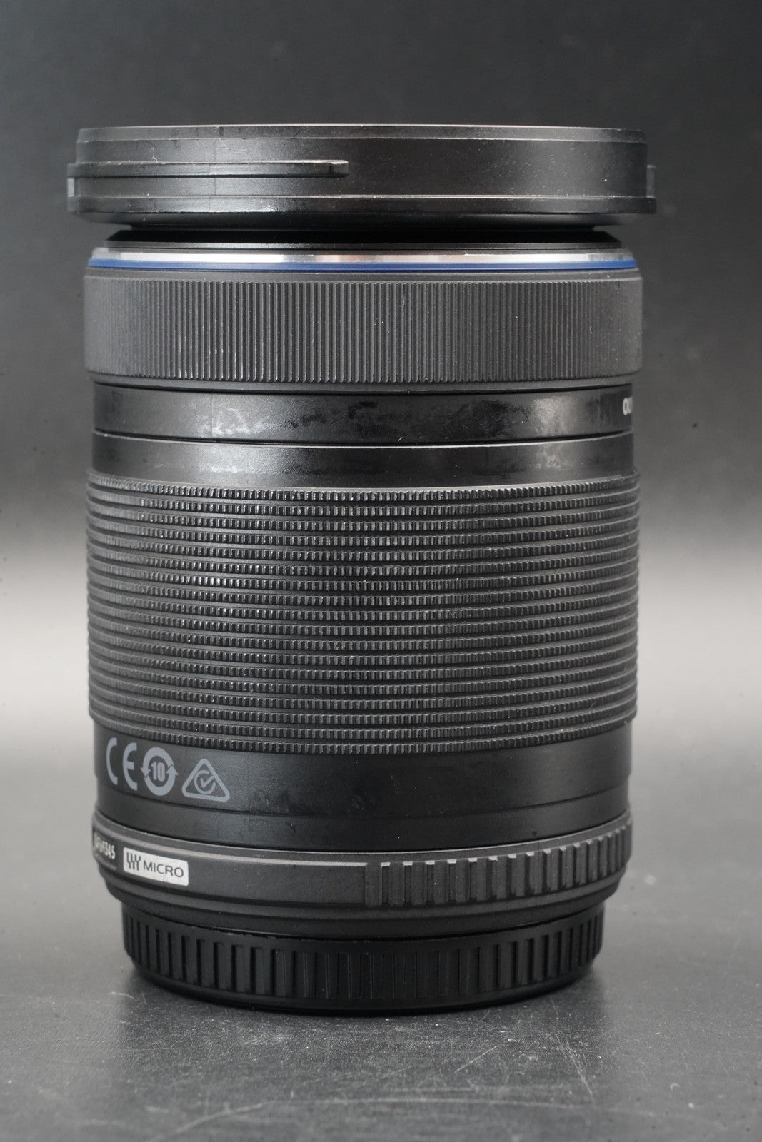 Olympus E-PL8 con obiettivo 40-150 mm fotocamera digitale argento US STOCK...