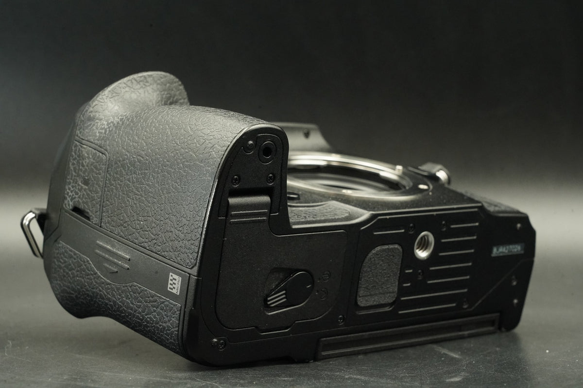 OM SYSTEM OM-1 Mark II Mirrorless Camera -9631 cuts- #12574