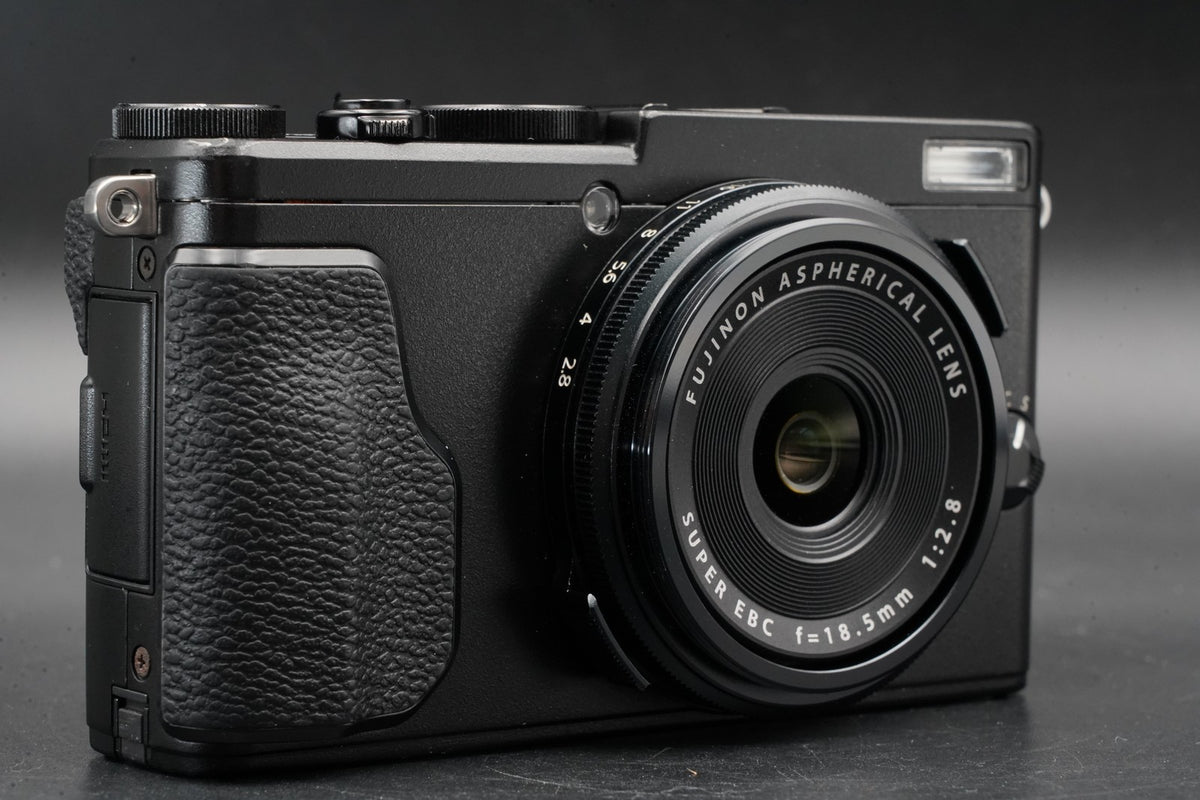 Fujifilm Fuji X70 X 70 Black 16.3MP Digital Camera US STOCK #11351