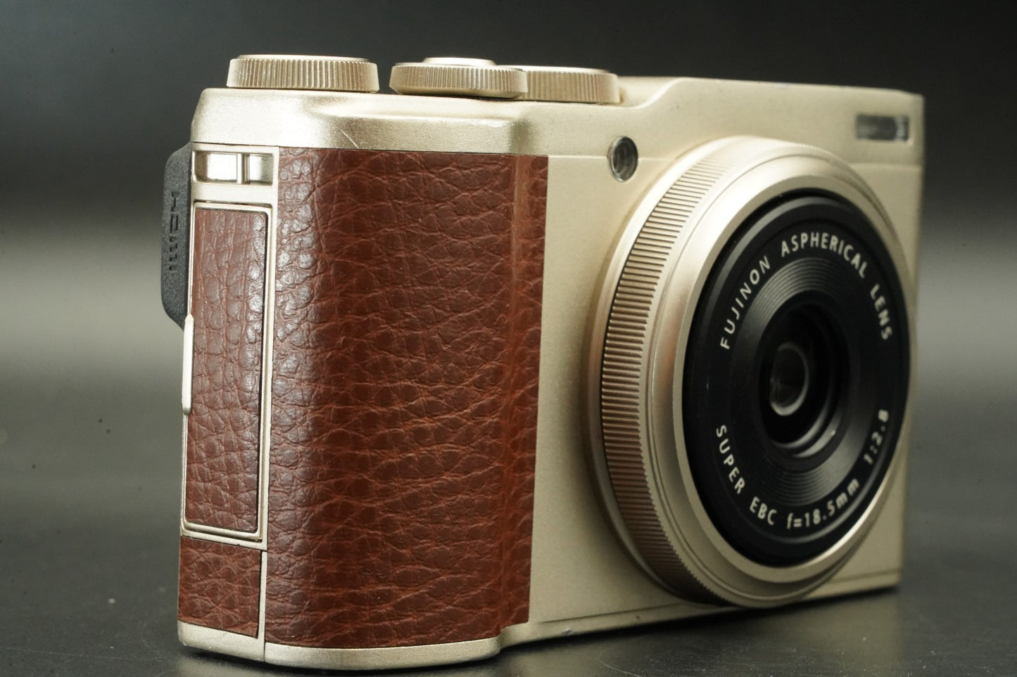 Fujifilm Fuji XF10 Compact Digital Camera Champagne Gold #11779