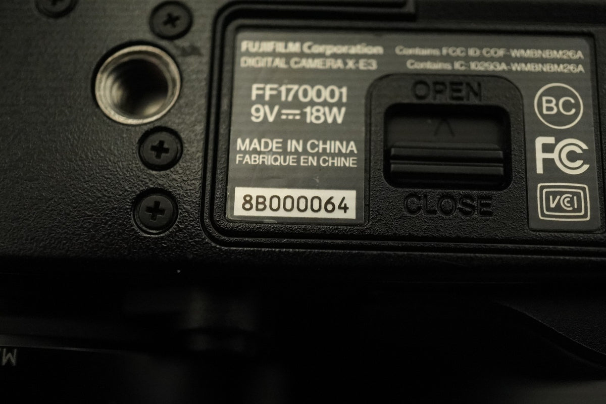 Fujifilm X-E3 24.3MP Digital Camera w/ 23mm F/2 R WR Lens -1114 cuts- #11992