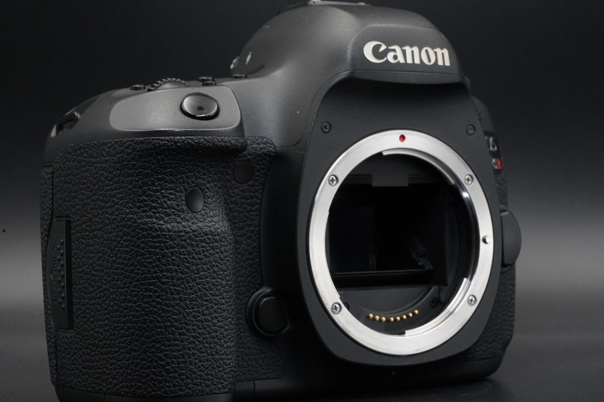 Canon EOS 5DS R 50.6MP Digital SLR Camera (Body Only) From JAPAN #10610