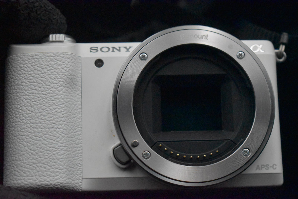 [US Duty Paid] Sony Alpha a5100 Spiegellose Digitalkamera Weiß 9307