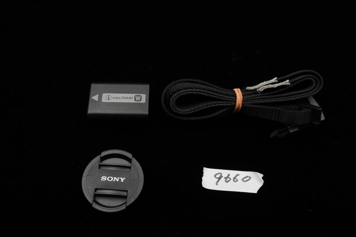 Sony α NEX-6 Digital Camera w/ 16-50mm PZ Lens ENGLISH OK! [] US STOCK #9660