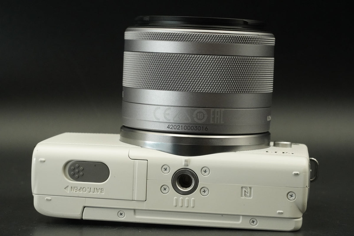 Canon EOS M100 Digital Camera 15-45mm White EF-M Mount #11772