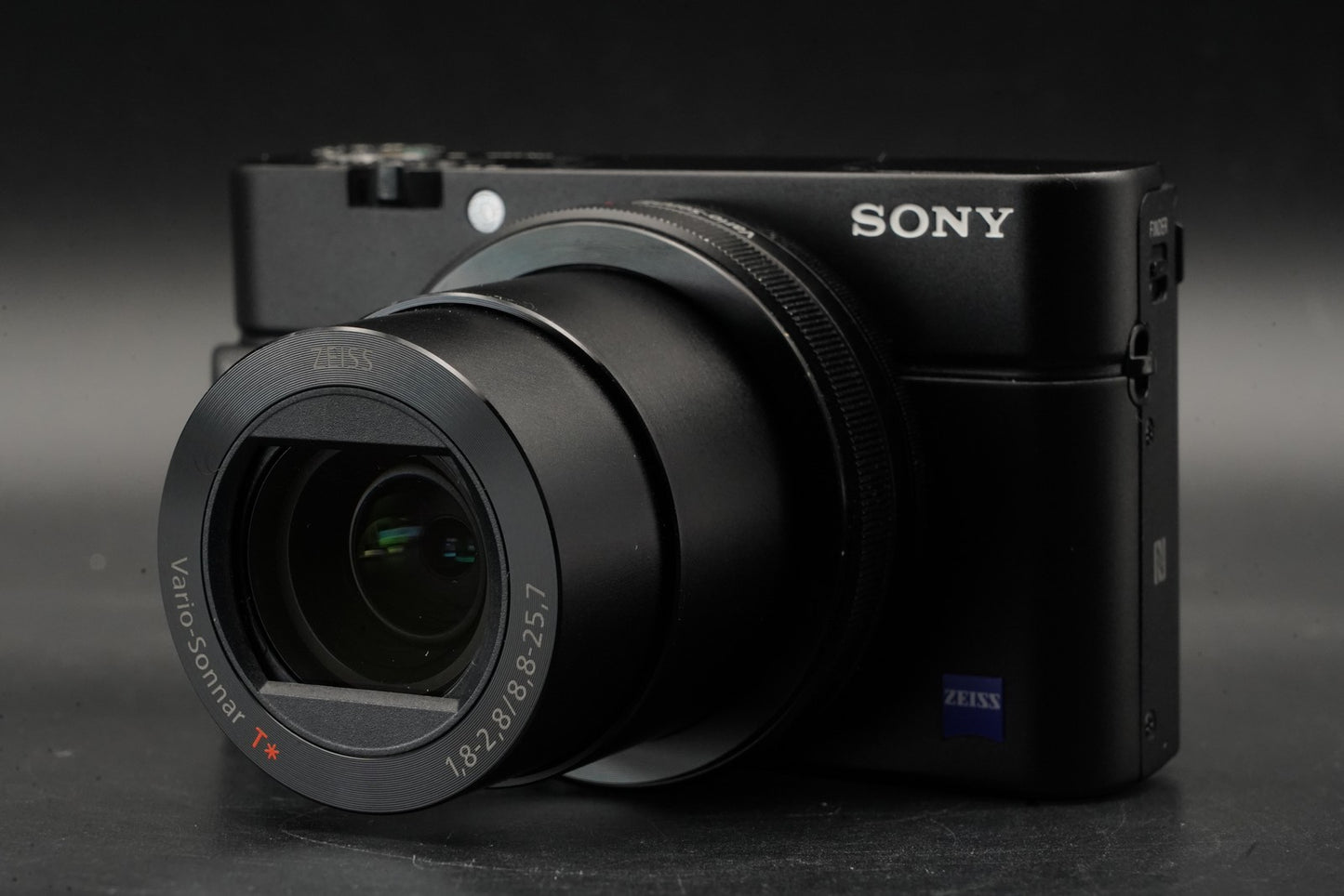 Sony Cyber-shot DSC-RX100M3 III Point Shoot Digital Camera US STOCK #11070