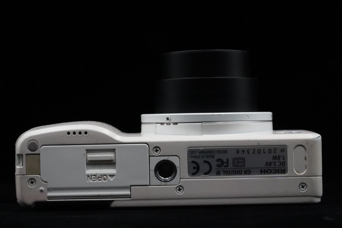 Ricoh GR Digital IV 10.4MP Digital Camera White US Duty Paid 10178
