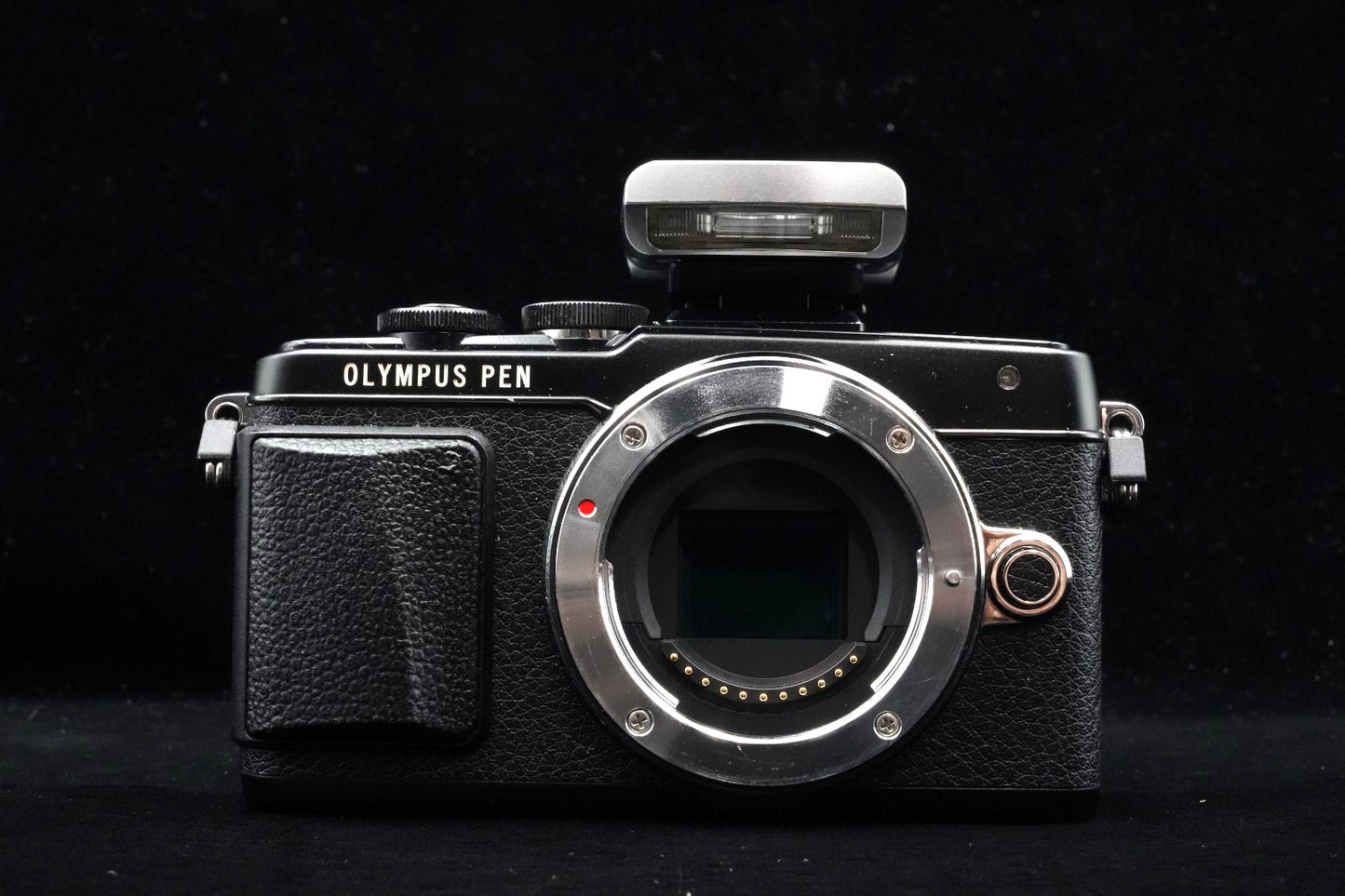 [US Duty Paid] Olympus PEN E-PL7 Digital Camera Black with Lens 9574