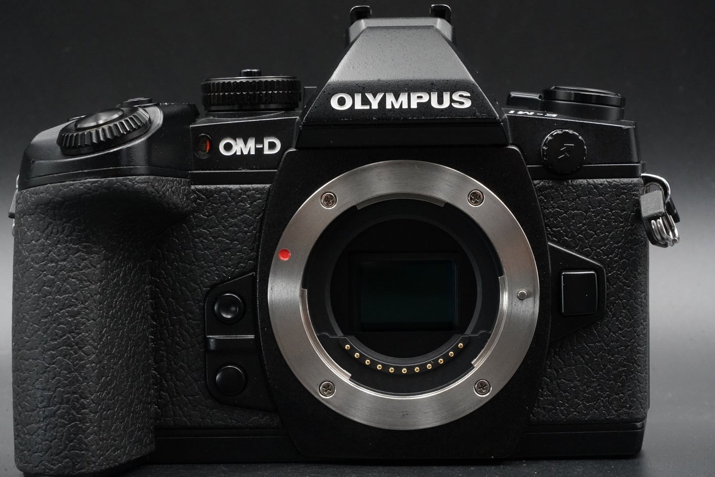 [US Duty Paid] Olympus OM-D E-M1 Digital Camera Black Body From JAPAN 10745