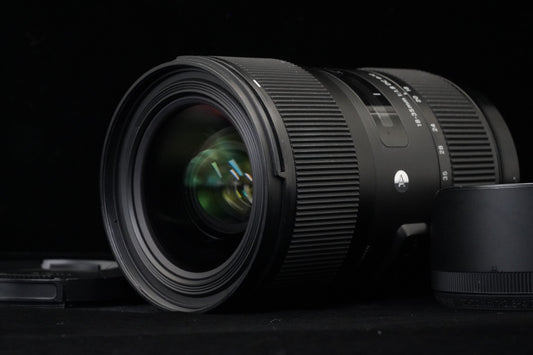 Sigma 18-35mm F/1.8 DC HSM Lens For Canon EF mount US Duty Paid 10578