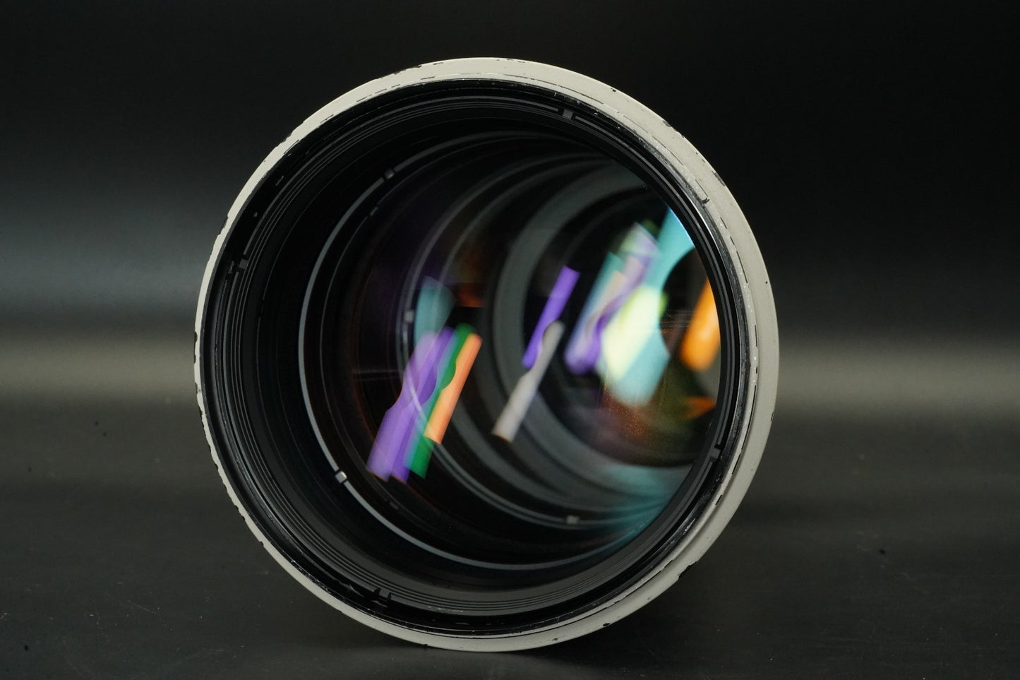 Canon EF 300mm F/2.8 L IS USM Lens w/ BOX US DUTY PAID 11582