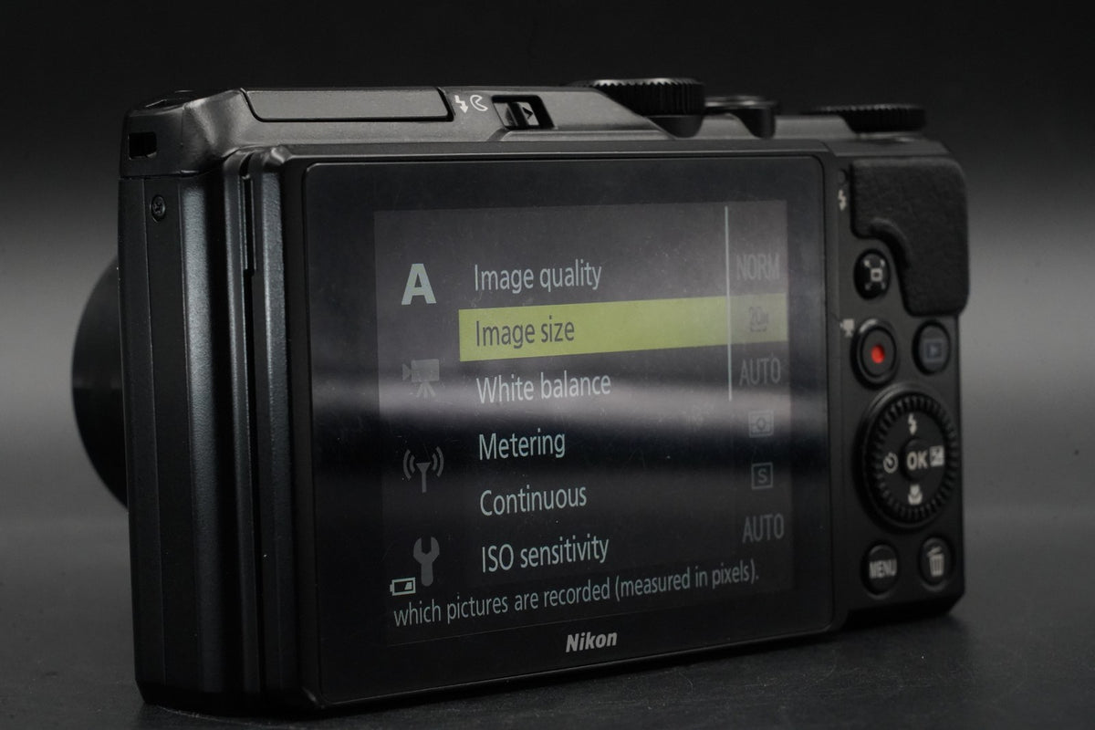 Nikon COOLPIX A900 20.3MP 35x Compact Digital Camera Black US STOCK #11065
