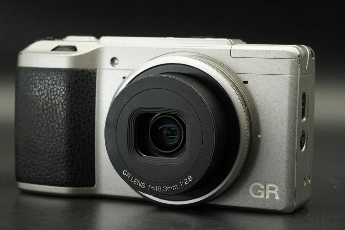 RICOH GR II 16.2 MP Compact Digital Video Camera -Only 1 cut !?- #12244