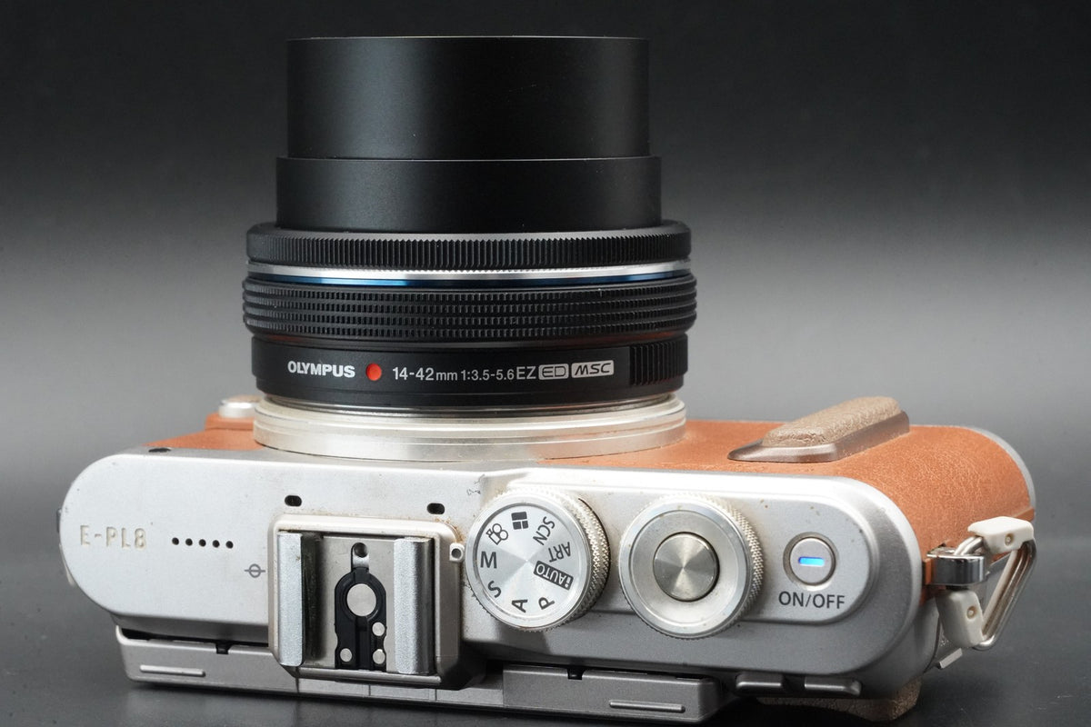 Olympus E-PL8 Brown w/ 2 lenses Digital Mirrorless Camera -5319 cuts- #11029