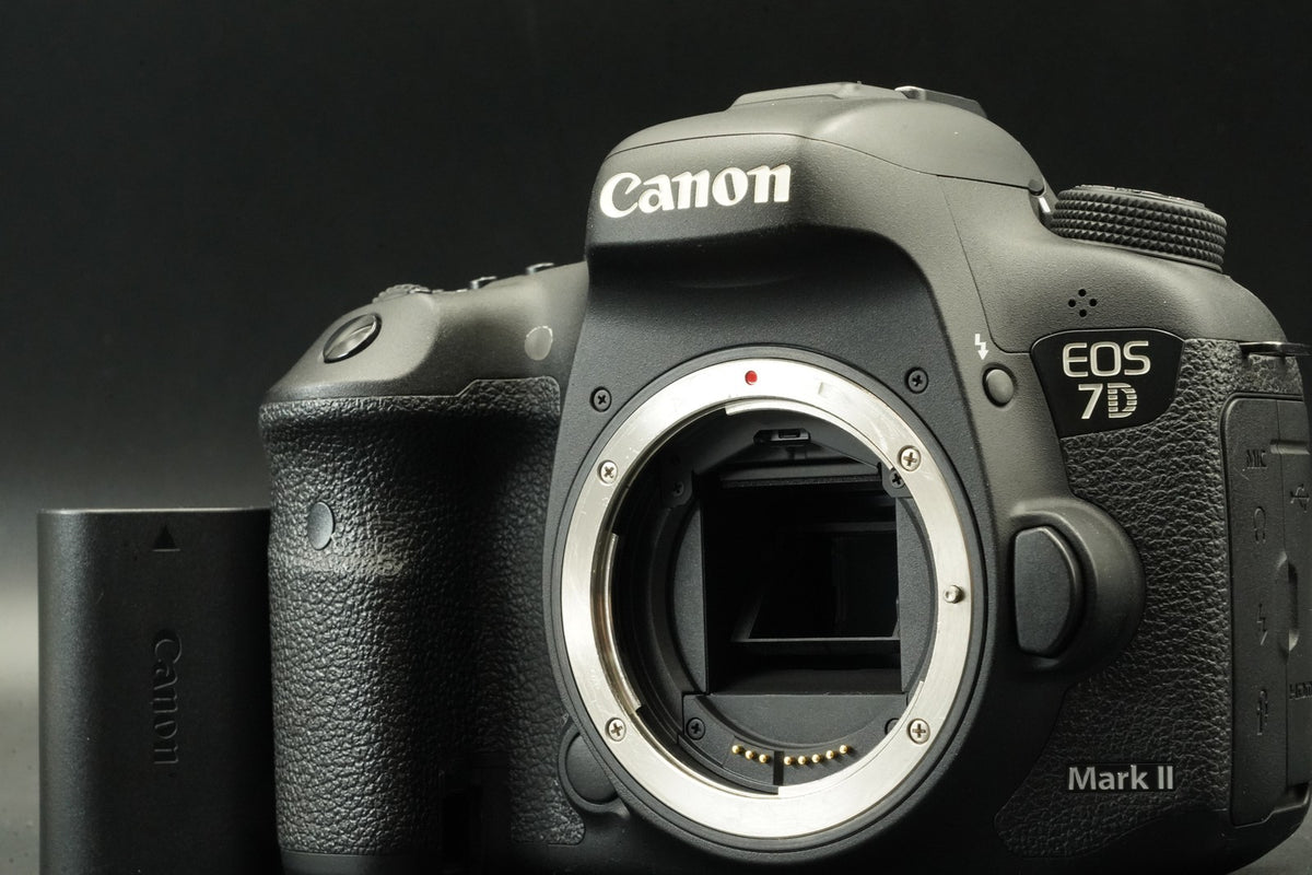Canon EOS 7D Mark II DSLR Digital SLR Video Camera Used US STOCK #11989