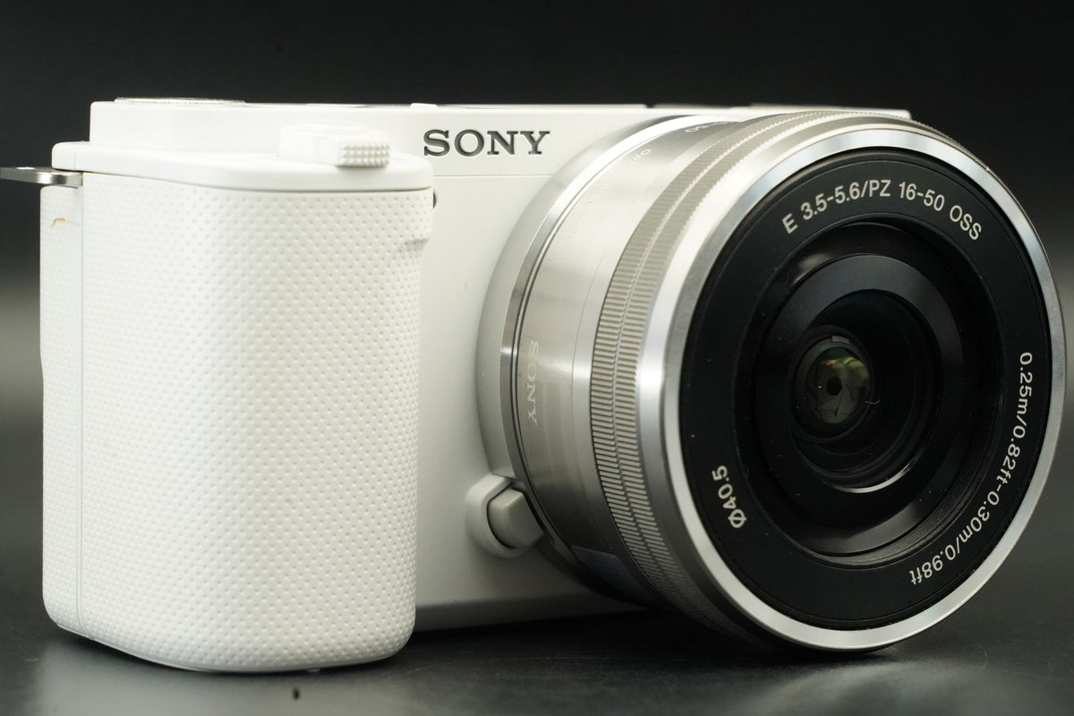 Sony Alpha ZV-E10 with Lens Mirrorless Vlog Camera White #12121