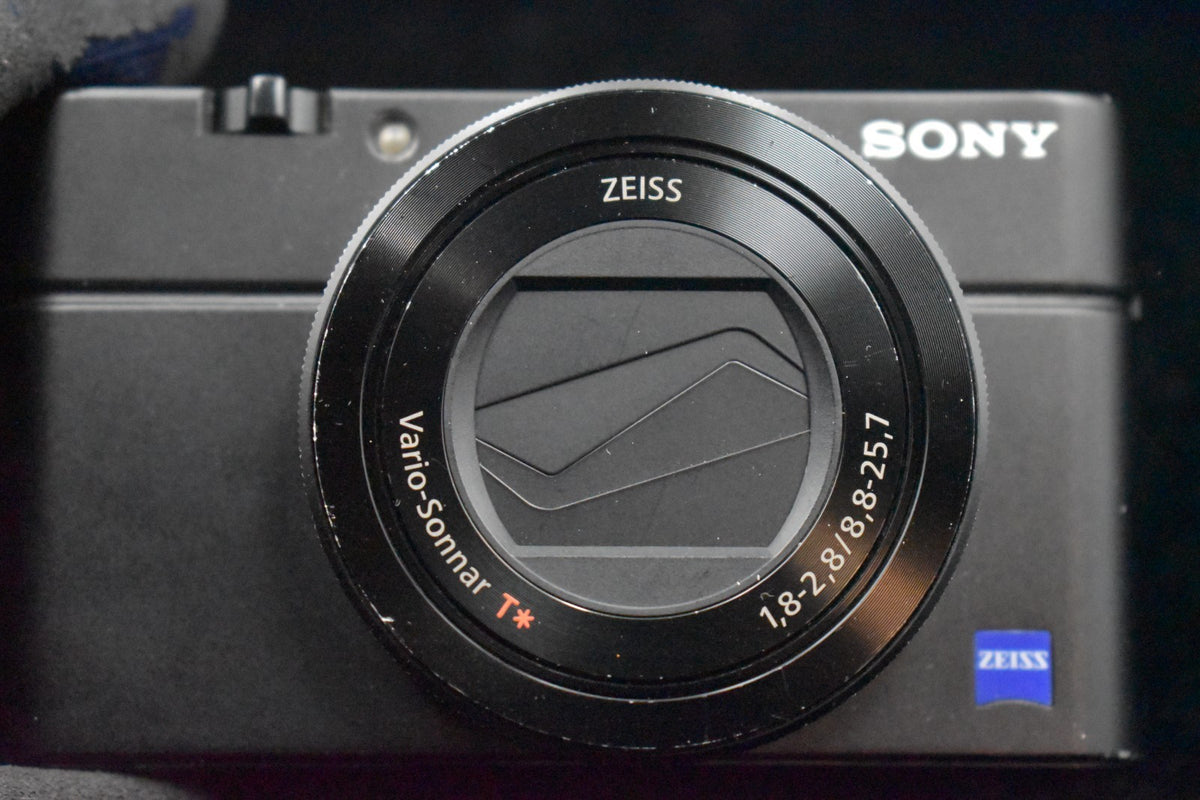 [US Duty Paid] Sony Cyber-shot DSC-RX100M3 III Point Shoot Digital Camera 9364