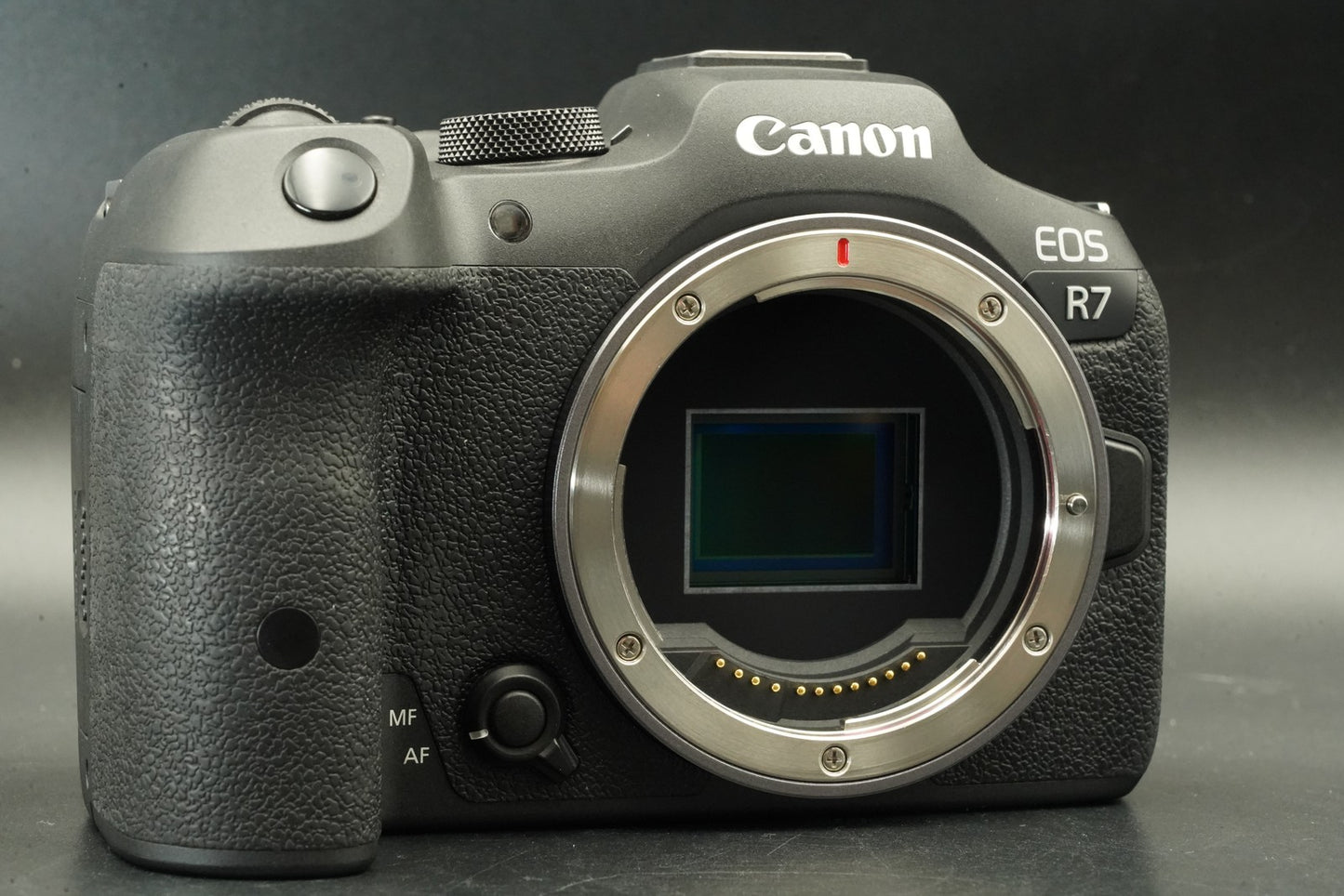 Only 12% cuts! Canon EOS R7 Mirrorless Digital Camera US DUTY PAID 11669