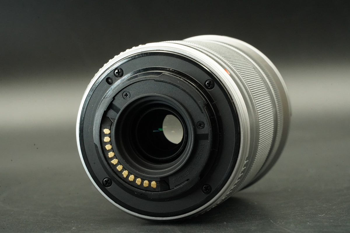 Olympus OM-D E-M10 Mirrorless Camera + 14-42mm 40-150mm -2888 cuts- #11793