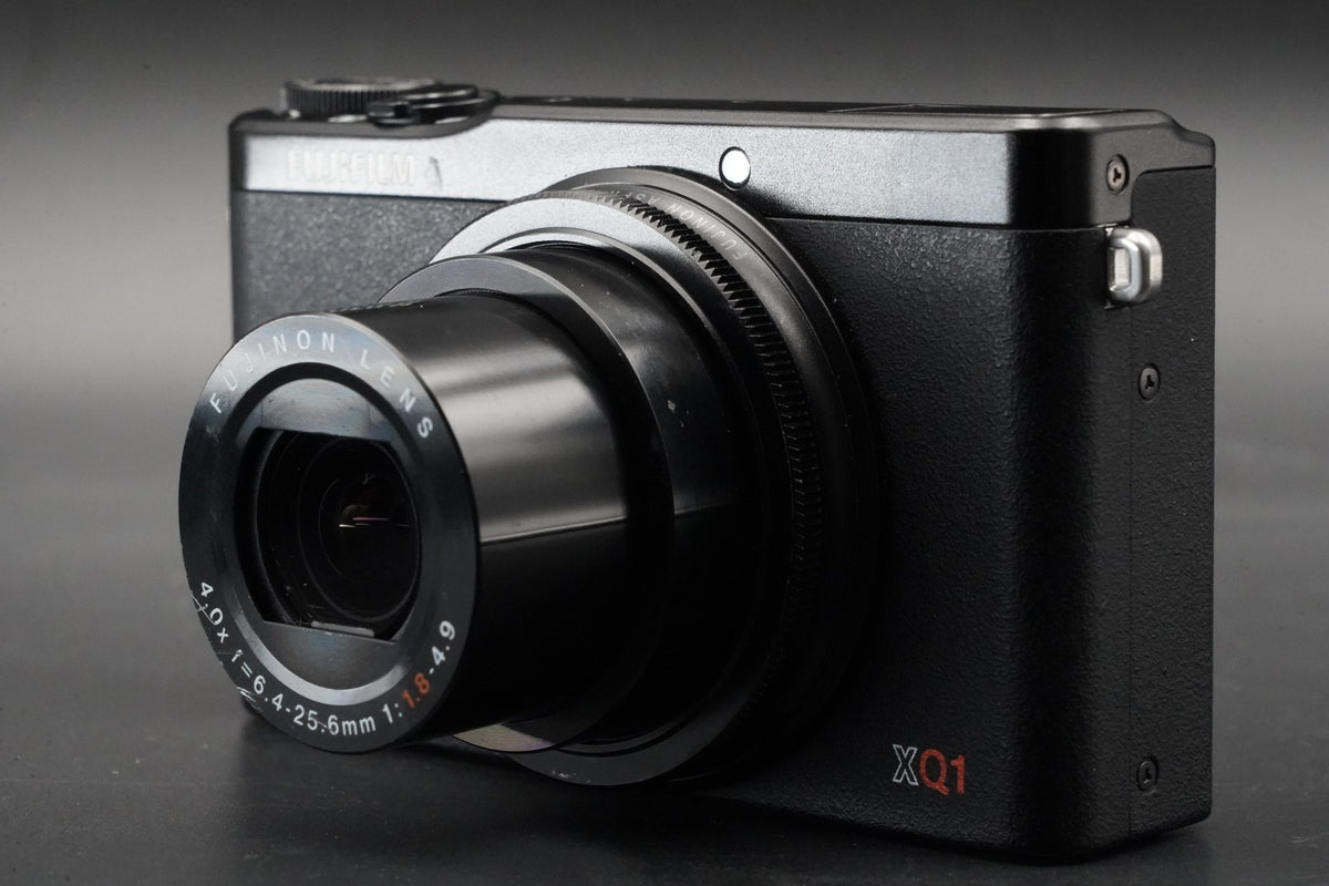Fujifilm XQ1 Compact Digital Camera Point and Shoot Black #11020