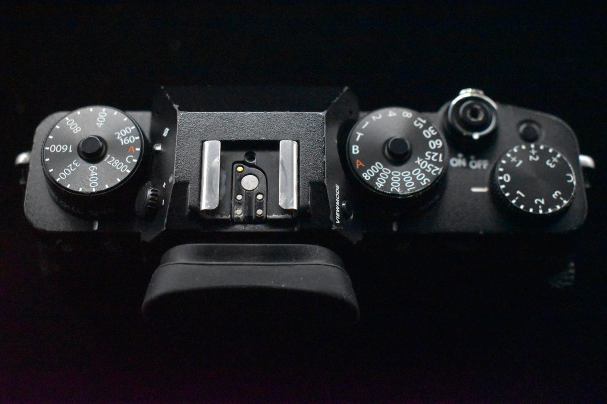 Fujifilm X-T4 26.1MP Mirrorless Digital Camera Body Black 83 31 [] US STOCK