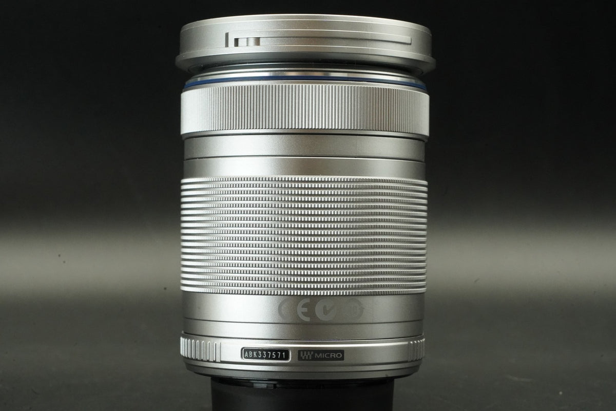 Olympus E-PL8 marrone con 2 obiettivi fotocamera digitale mirrorless US STOCK...