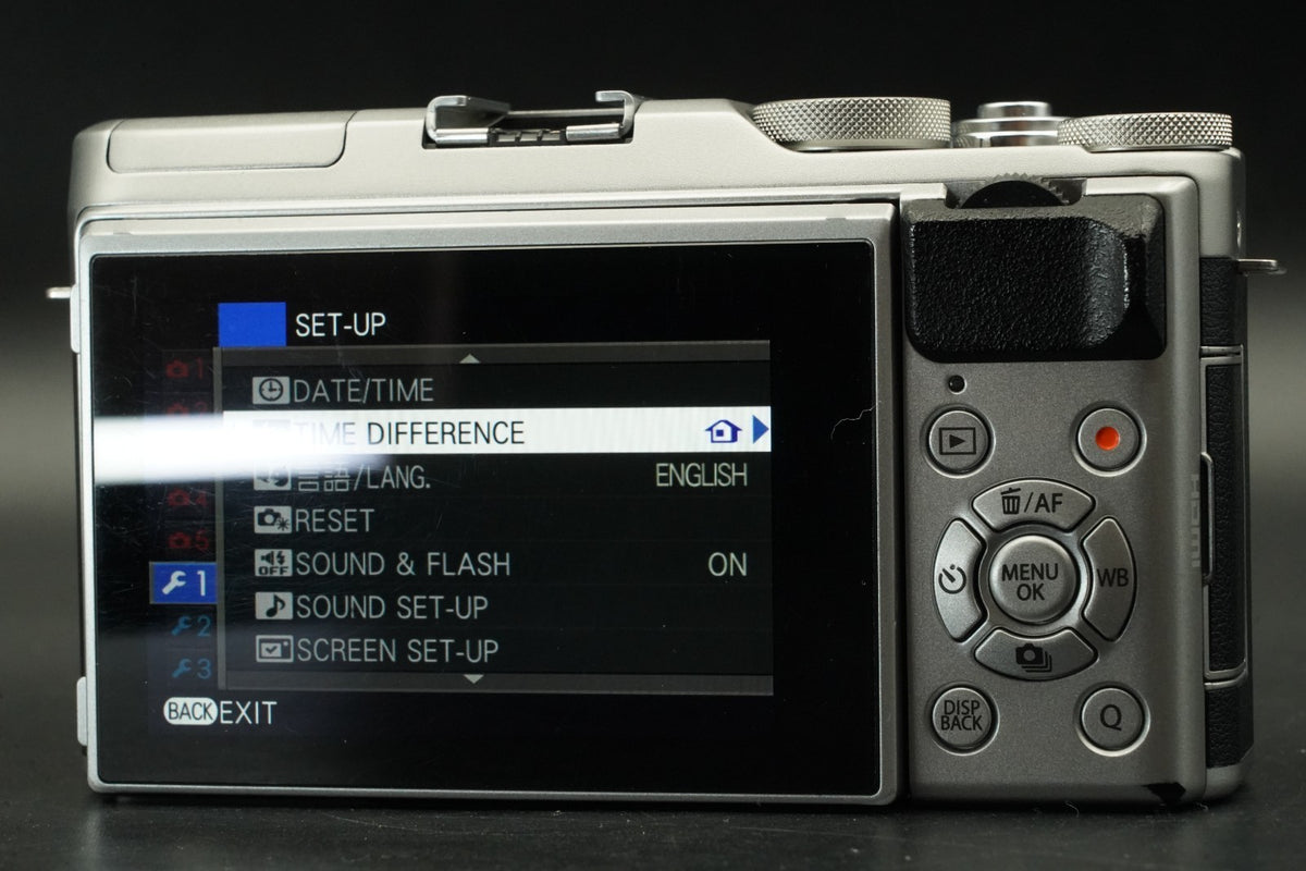 FUJIFILM X-A5 Digital Camera Silver w/ XC 15-45mm f/3.5-5.6 Lens #11596