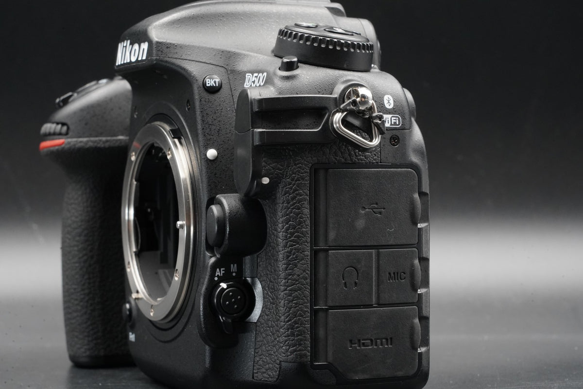Nikon D500 20.9MP Digital SLR Camera Body US STOCK #11273