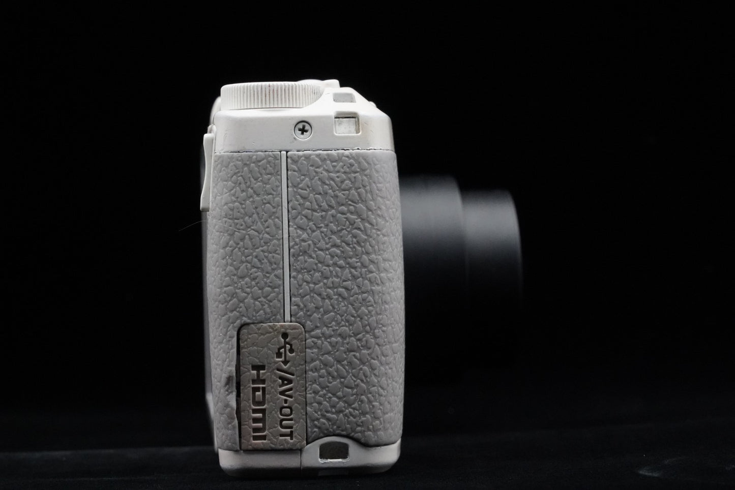Ricoh GR Digital IV 10.4MP Digital Camera White US Duty Paid 10178