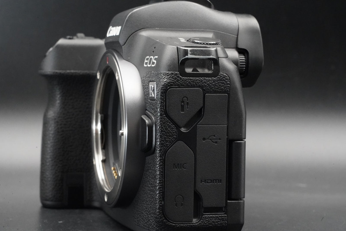 Canon EOS R Full Frame Mirrorless Digital Camera Body -1257 cuts- #11097
