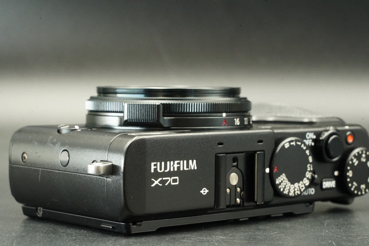 Fujifilm Fuji X70 X 70 Black 16.3MP Digital Camera #11988