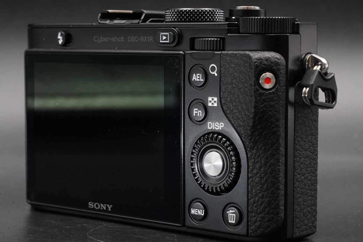 SONY Cyber-Shot RX1R DSC-RX1R 24.3 MP Digital Camera [English OK] #10927