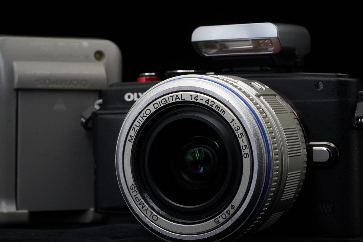 Olympus Pen Lite E-PL6 16.0MP Body Black w/ Lens US STOCK #10224