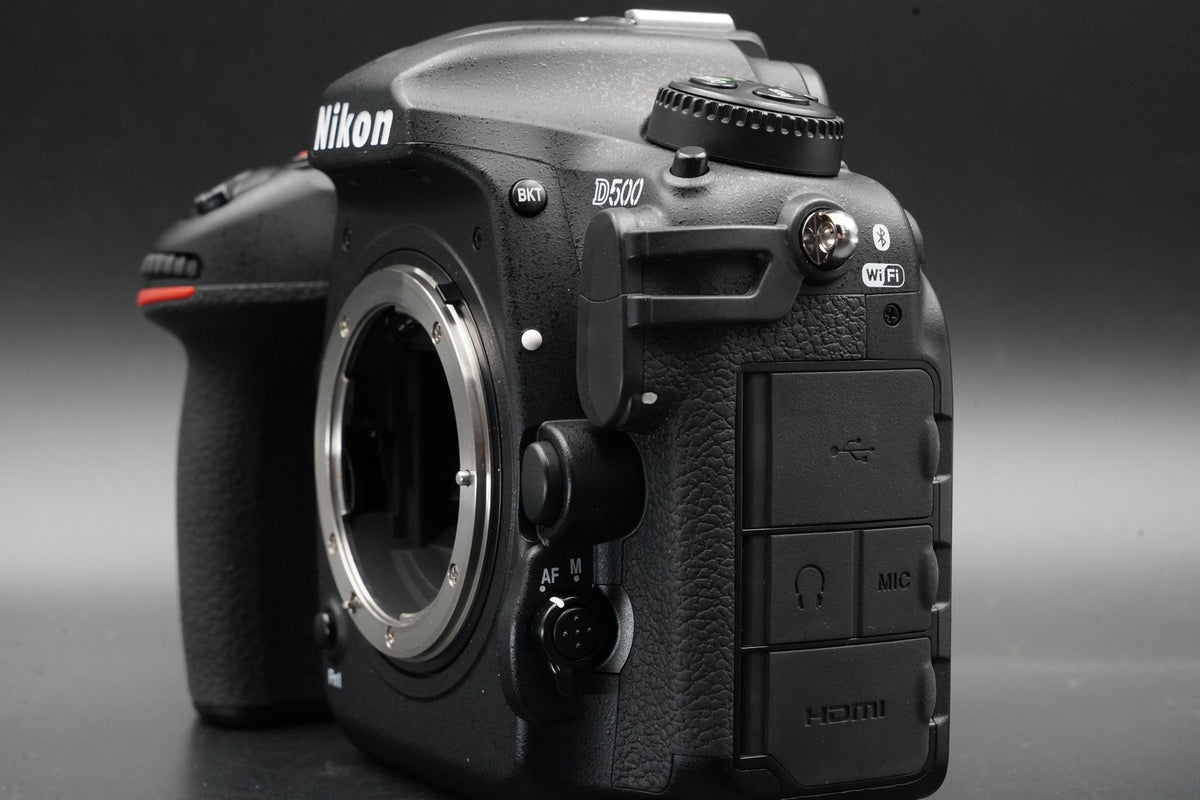 Nikon D500 20.9MP Digital SLR Camera Body US STOCK #10945