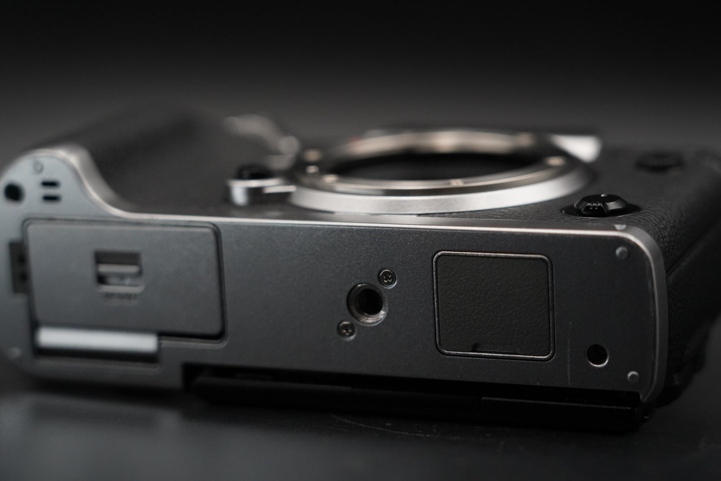 Fujifilm X-T3 Mirrorless Digital Camera Silver Body Only -11936 cuts- #10805