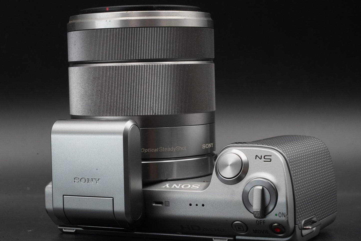 539 cuts! Sony NEX-5 Camera Bundle with 2 Lens Silver 11059