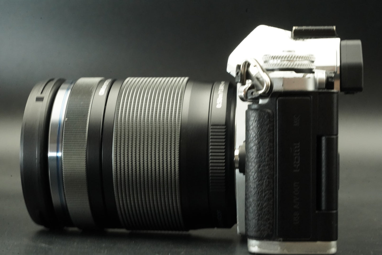 Olympus OM-D E-M5 Mark II w/ M.ZUIKO 14-150 Lens Silver -10789 cuts- #11765