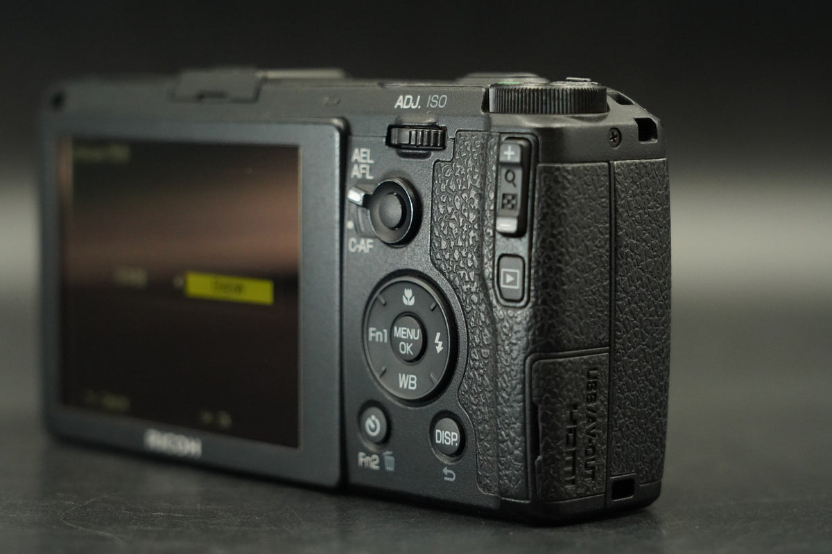 RICOH GR 16.2MP Digital Compact Camera Black JAPAN #12242