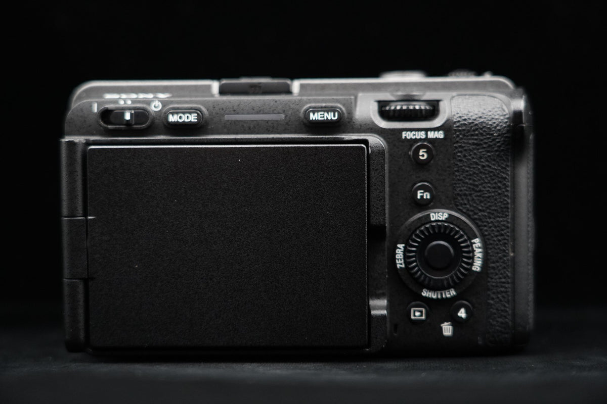 Sony FX30 Digital Cinema Camera ILME-FX30B 35 Languages US STOCK #9878