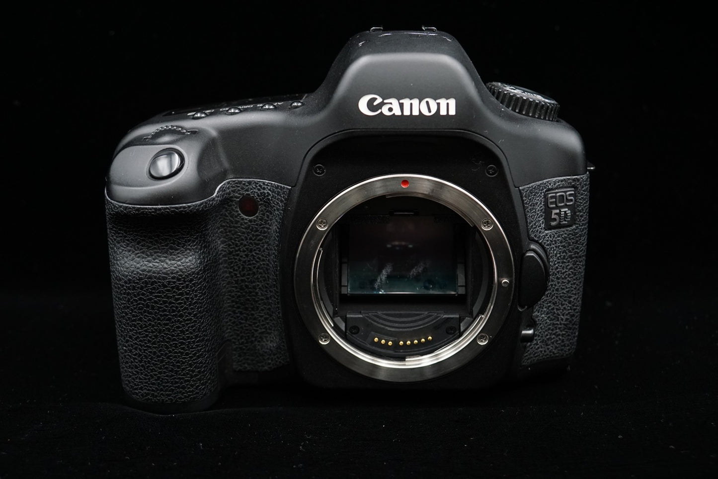 Canon EOS 5D Digital SLR Full Frame Camera Body Only US Duty Paid 10596