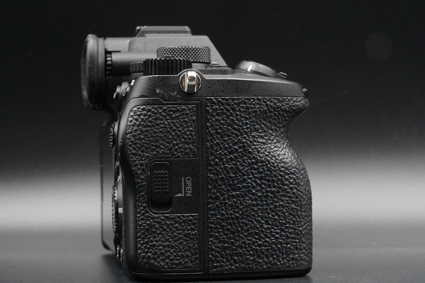Sony Alpha a7 IV ILCE-7M4 English Language Digital Camera US Duty Paid 10530