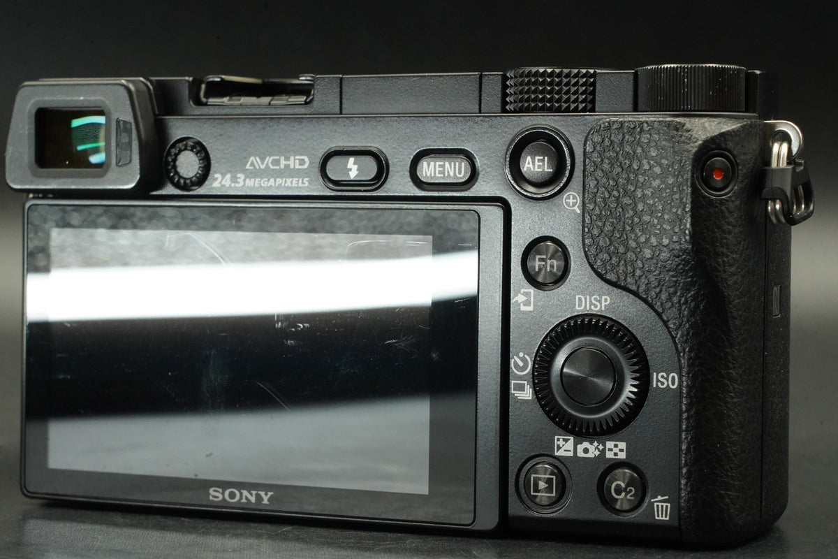 Sony a6000 Digital Mirrorless Camera Black with Lens -11426 cuts- #12328