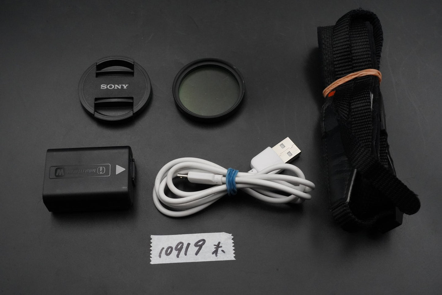 6541 cuts! Sony alpha a6000 Digital Mirrorless Camera with Lens Black 11022