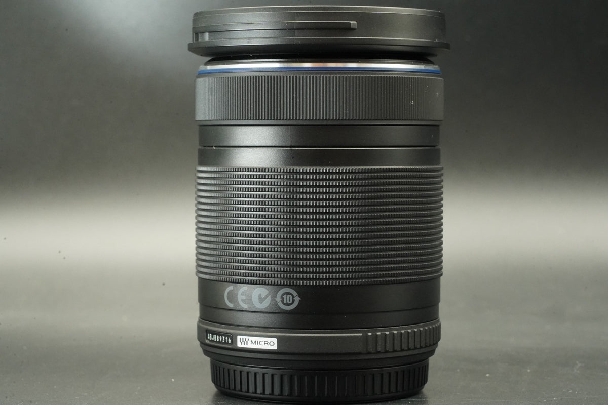Appareil photo numérique 16,1 mégapixels OLYMPUS PEN E-PL9 avec 2 objectifs...