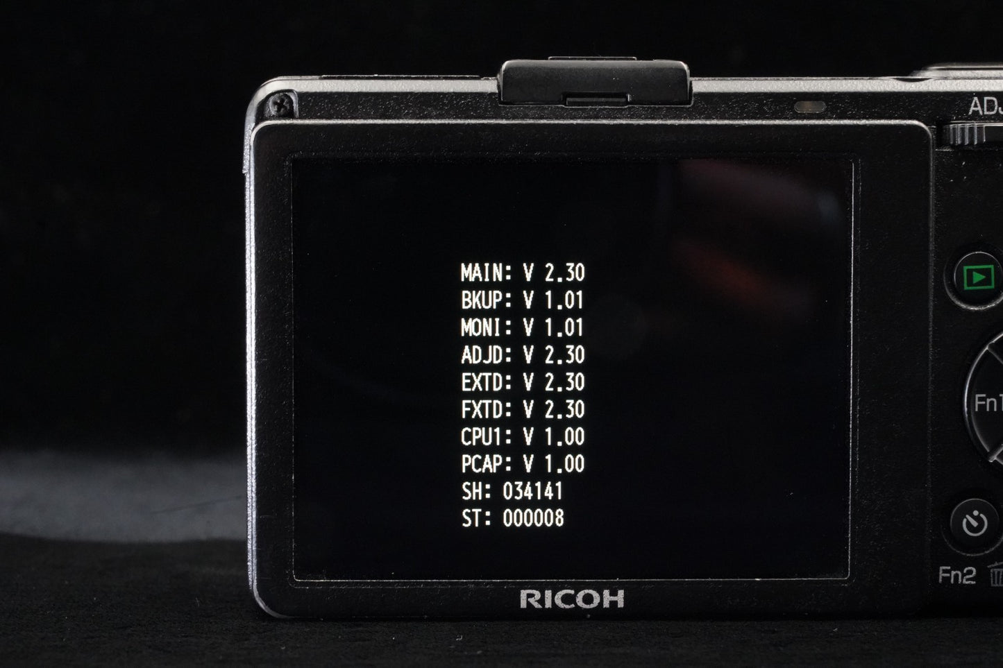 [US Duty Paid] Ricoh GR Digital IV 10.4MP Digital Camera Black 9673