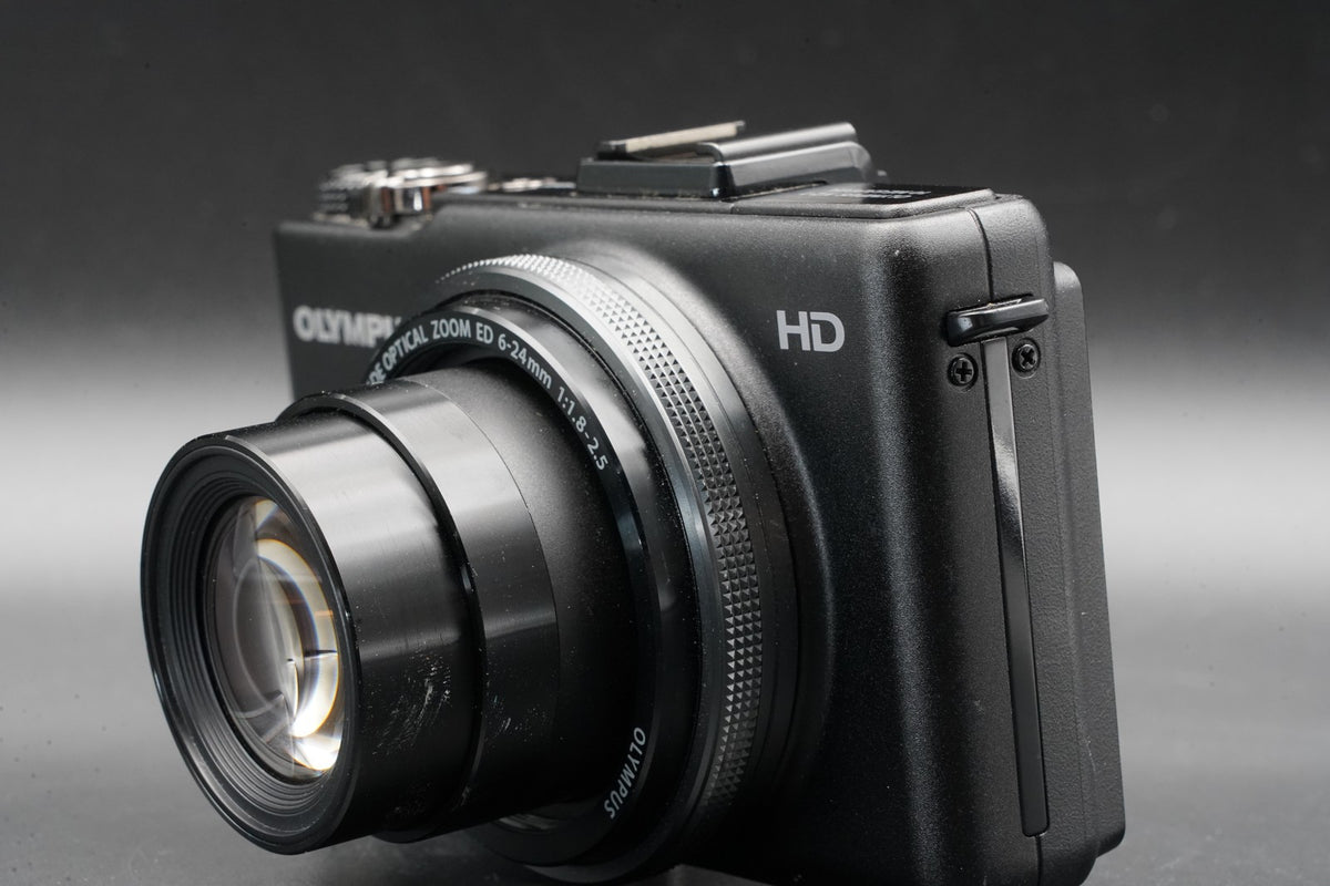 Olympus XZ-1 Point and Shoot Digital Camera Black US STOCK #11176